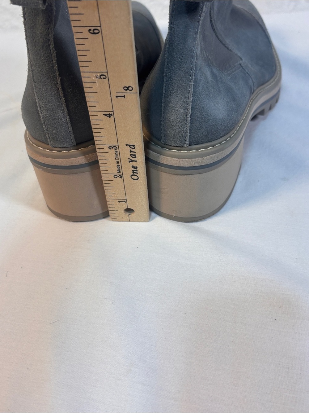 Bernardo Salem Suede Chelsea Boots Storm Gray Cap Toe Water Resistant Women's 10 - Picture 9 of 9